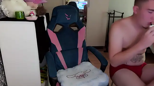 Stuffy Ri online show from 13, 9, 2025