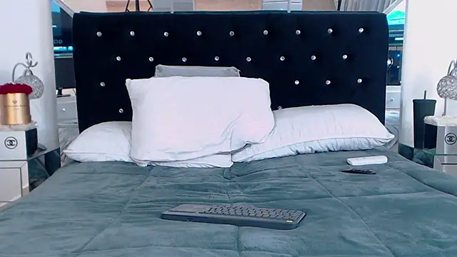 ZikaruRichie online show from 25, 2, 2025