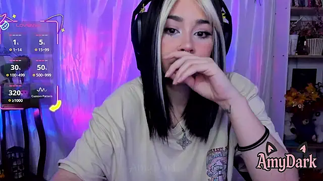 Snapshot of _AmyDark chatting on 8, 2, 2026 AmyDark online show from 8, 2, 2026