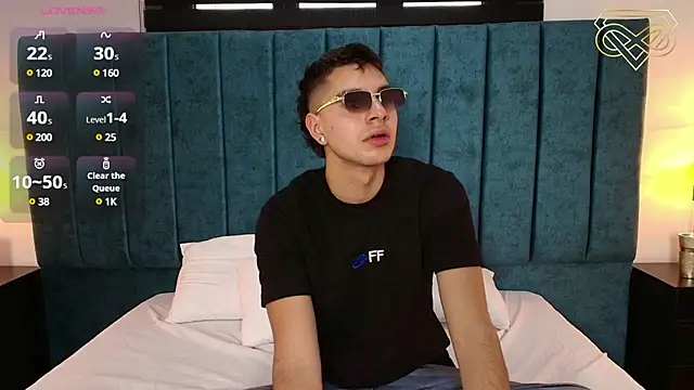 Amadeo Wild online show from 19, 12, 2024