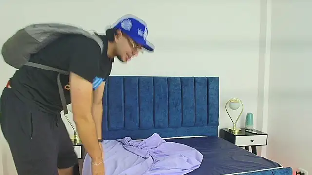 Amadeo Wild online show from 9, 3, 2025