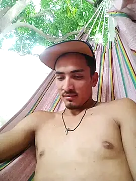 Snapshot of jeremy_scott chatting on 24, 9, 2025 jeremy scott online show from 24, 9, 2025