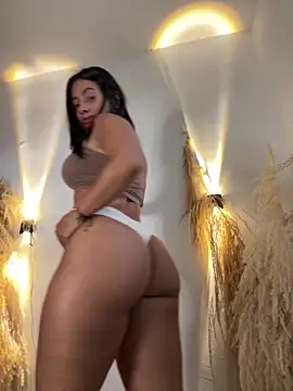 AlessaPears online show from 4, 1, 2025