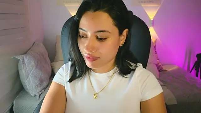 AlessaPears online show from 28, 9, 2025