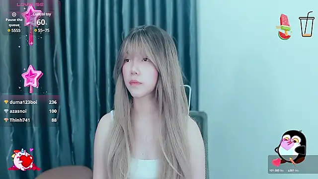 -Poison-Ivy- online show from 7, 12, 2024