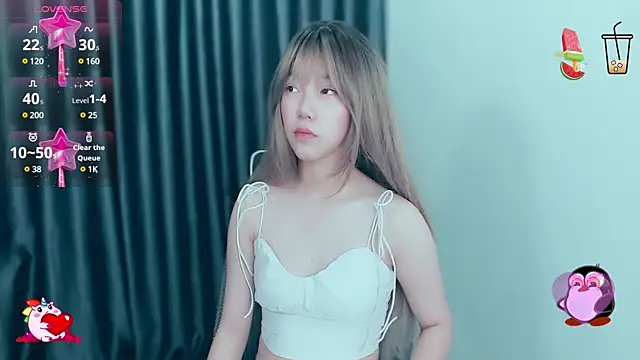 -Poison-Ivy- online show from 5, 12, 2024