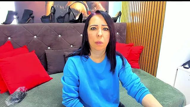 LauraSin online show from 25, 3, 2026