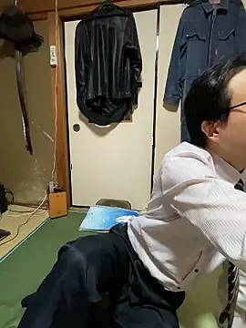 Snapshot of shigeki-113 chatting on 15, 10, 2025 shigeki-113 online show from 15, 10, 2025