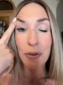 lola tentatiion online show from 13, 12, 2025