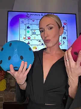 lola tentatiion online show from 5, 10, 2025