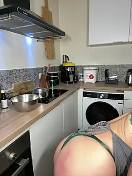 lola tentatiion online show from 29, 3, 2026