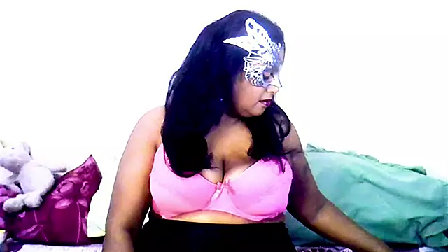 Snapshot of Mysterylady143 chatting on 1, 7, 2026 Mysterylady143 online show from 1, 7, 2026