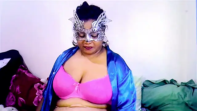 Snapshot of Mysterylady143 chatting on 14, 7, 2026 Mysterylady143 online show from 14, 7, 2026