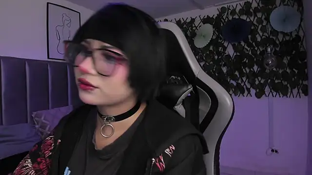 Kitty Gang online show from 16, 4, 2026