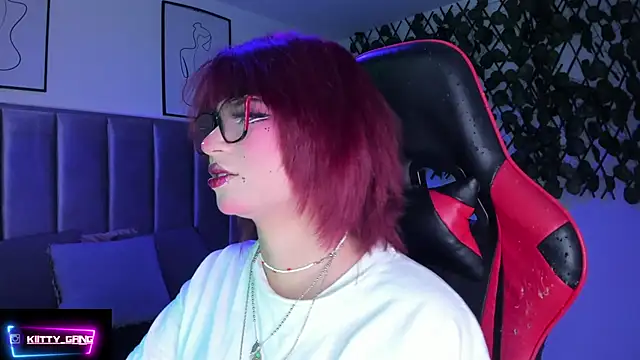 Kitty Gang online show from 2, 10, 2025