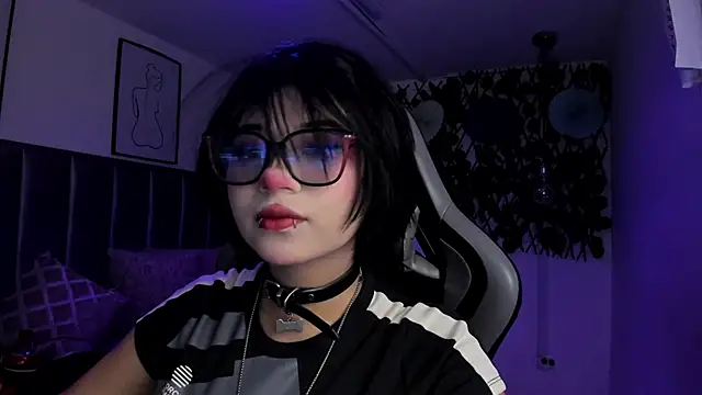 Kitty Gang online show from 17, 6, 2026