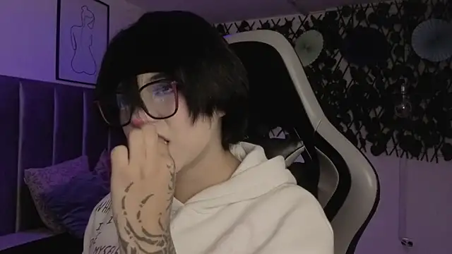 Kitty Gang online show from 15, 5, 2026