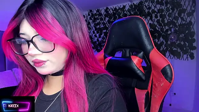 Snapshot of Kitty_Gang chatting on 14, 2, 2026 Kitty Gang online show from 14, 2, 2026