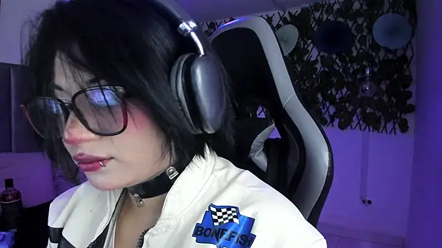 Kitty Gang online show from 11, 7, 2026