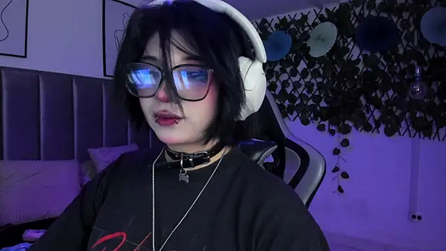 Kitty Gang online show from 14, 7, 2026