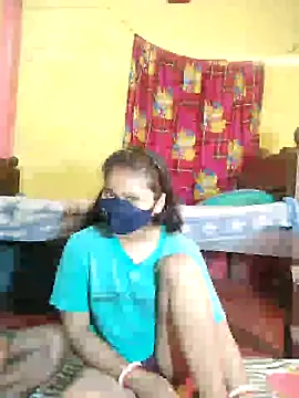 Snapshot of indiancouple09 chatting on 4, 2, 2025 indiancouple09 online show from 4, 2, 2025