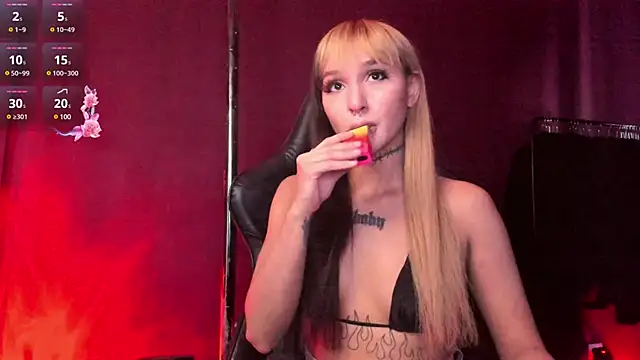 MilaAsh online show from 7, 2, 2025