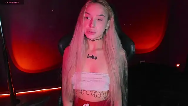 MilaAsh online show from 28, 9, 2025