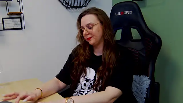 AngellaWhitte online show from 28, 1, 2025