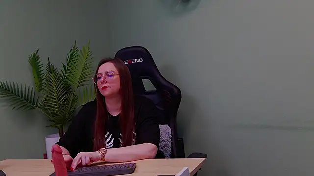 AngellaWhitte online show from 7, 3, 2025