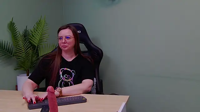 AngellaWhitte online show from 17, 3, 2025