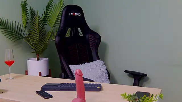 AngellaWhitte online show from 15, 2, 2025