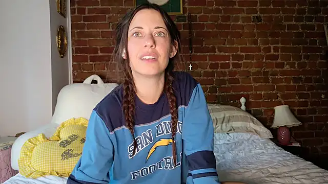 MaeDaybaby online show from 21, 9, 2025