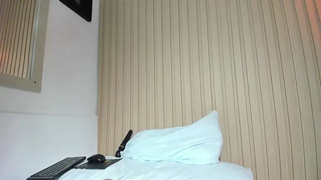 emma collson online show from 23, 3, 2025