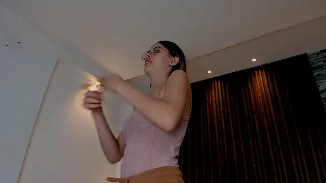 yulievans online show from 5, 2, 2025