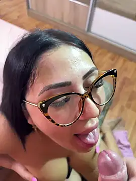 Evafiregirl online show from 7, 11, 2025