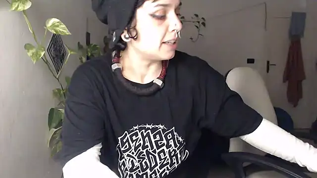 kinkyspirali online show from 21, 11, 2025