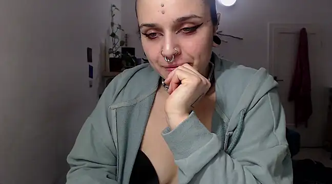 kinkyspirali online show from 29, 1, 2025