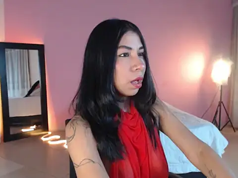 selene gils online show from 26, 4, 2026