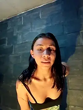 selene gils online show from 4, 10, 2025