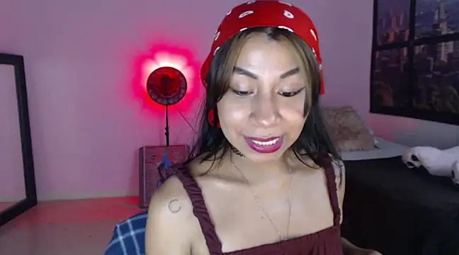 selene gils online show from 13, 3, 2025