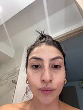 Gia Ferh online show from 5, 2, 2026