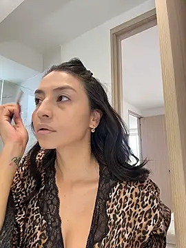 Gia Ferh online show from 11, 7, 2026