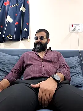 Fun Guuy online show from 8, 2, 2026