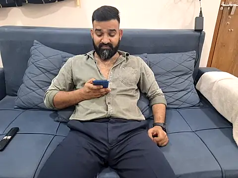 Fun Guuy online show from 8, 10, 2025