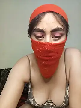 Snapshot of Lalou chatting on 13, 12, 2024 Lalou online show from 13, 12, 2024