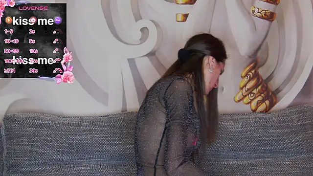 hailey peach online show from 5, 3, 2026