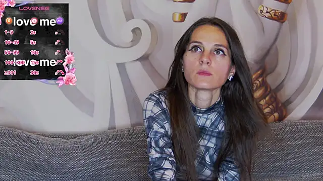 hailey peach online show from 11, 9, 2025