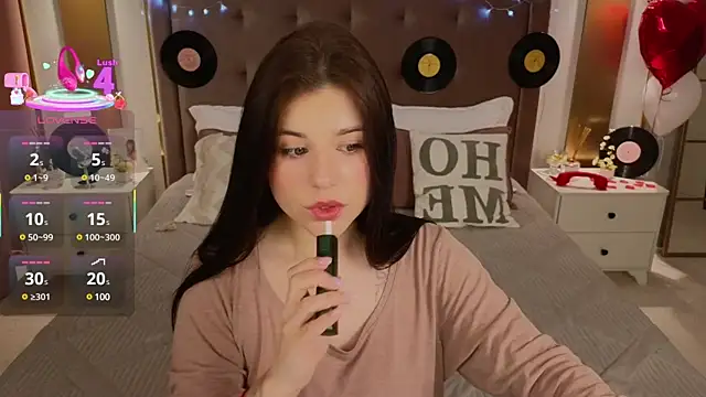 Jenna Adams  online show from 10, 3, 2025