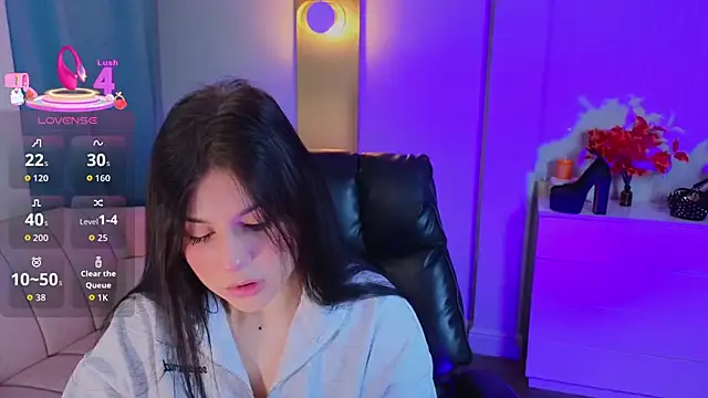 Jenna Adams  online show from 27, 11, 2025