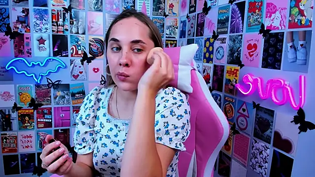 MiaMilas online show from 8, 9, 2025